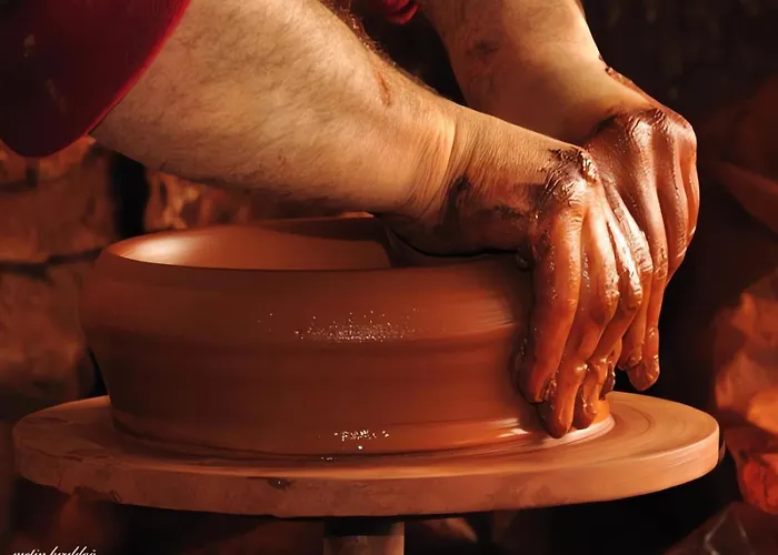 Helvacilar Konagi מלון